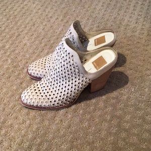 Chic Bella vita western bootie slip ons